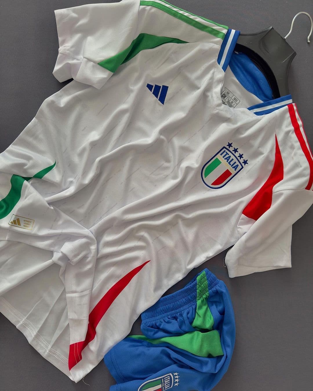 Italy 2024 Away Set (With Shorts)