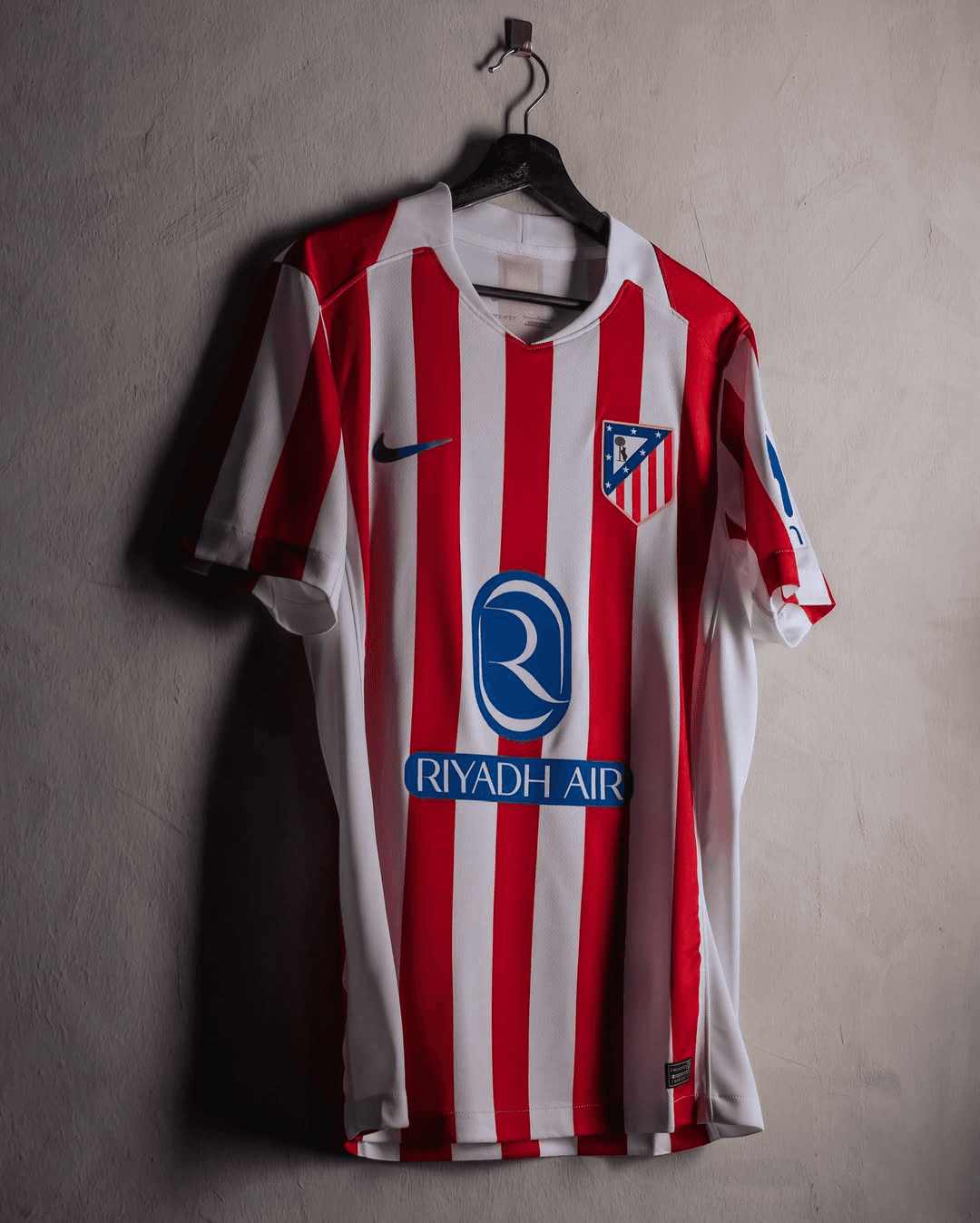 Atlético Madrid 2025/26 Home Jersey (Player Version)