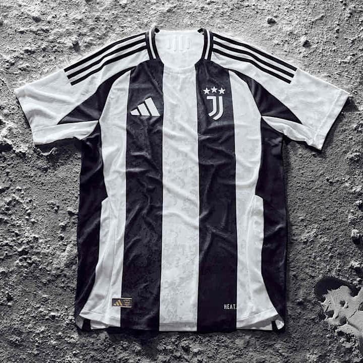 Juventus 2024 Home Kit (Fan Version)